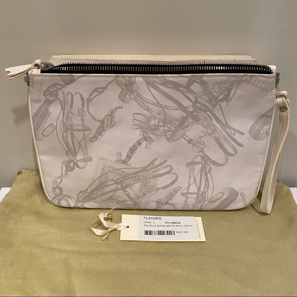 Collection Privee L’ux White Flag Bag Clutch - Picture 2 of 6
